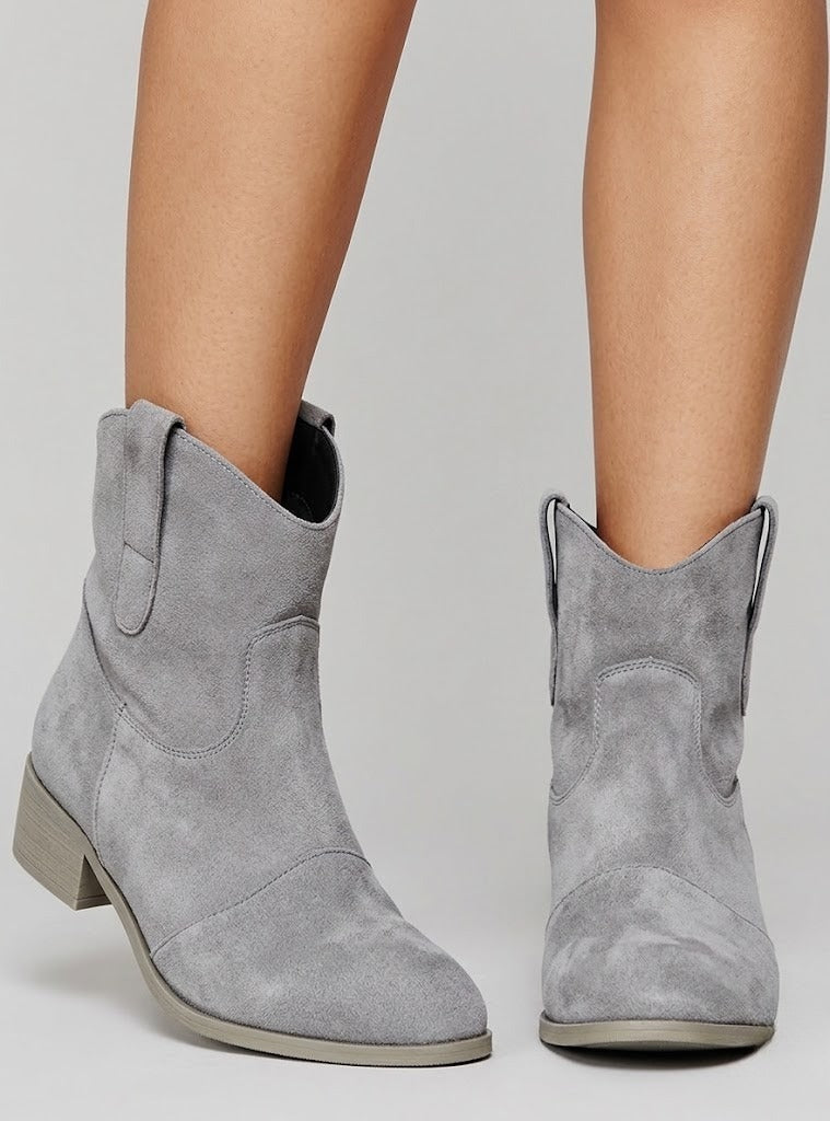 Claire® | Chic Suede Ankle Boots